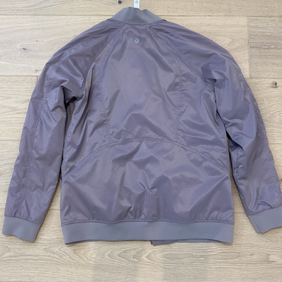 Lululemon bomber - Picture 4 of 4